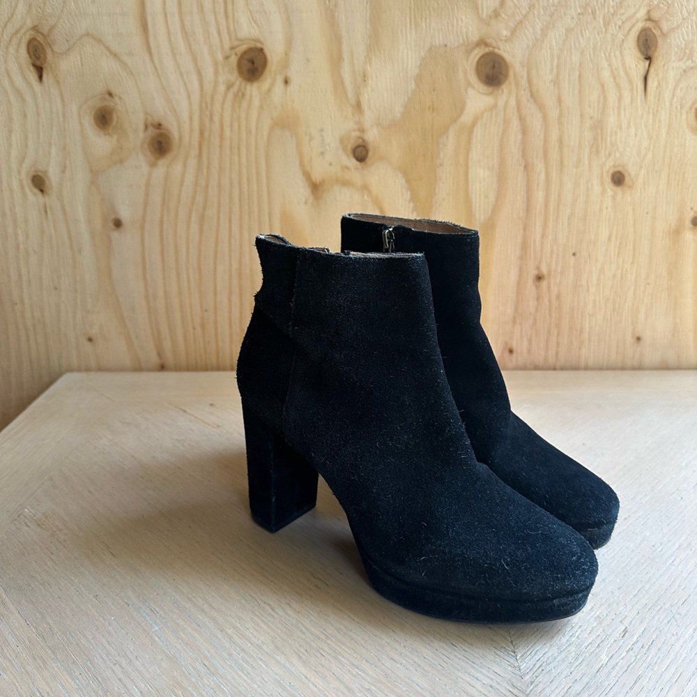 Madewell Black Suede Ankle Booties